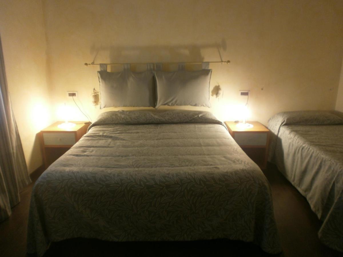 Albergo Vecchio Pavone บาร์กาโร โตริเนเซ ภายนอก รูปภาพ