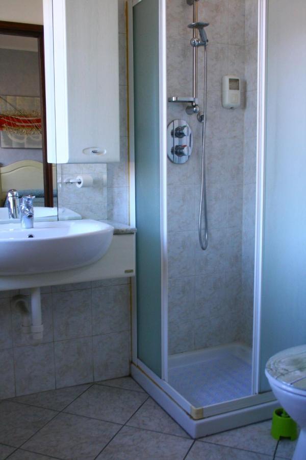 Albergo Vecchio Pavone บาร์กาโร โตริเนเซ ภายนอก รูปภาพ